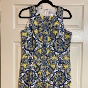 Sleeveless shift dress